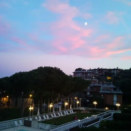 Апарт-отель Beautiful Panorama *